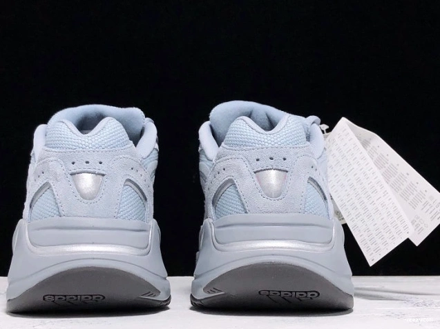 700 Blue v2 FV8424 Boost Hospital Yeezy Adidas 1101